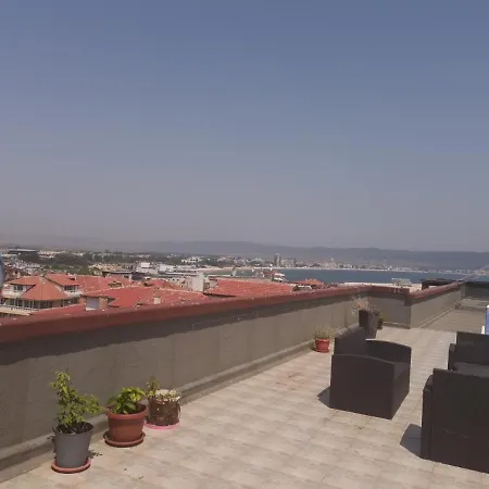 Alexandrov Plaza Studio Appartamento Nesebar